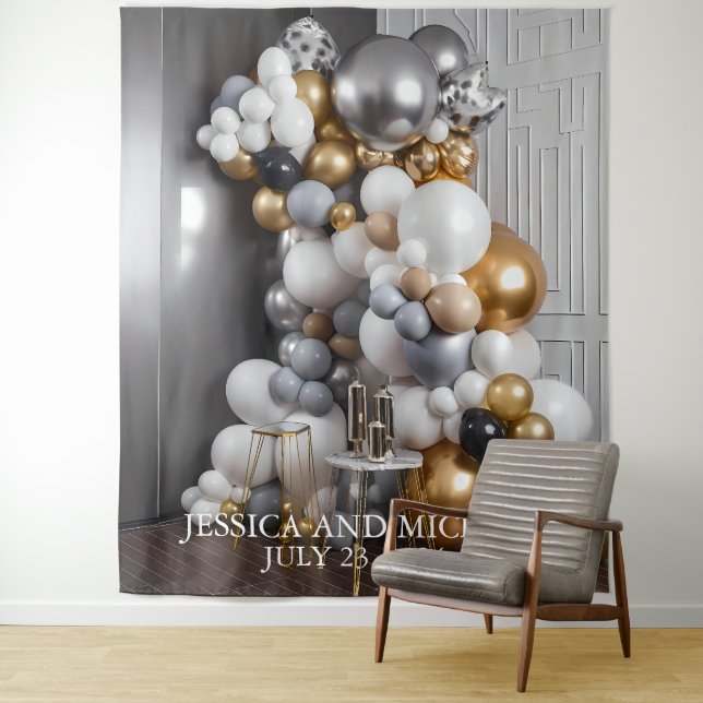 Tenture Mur de ballons d'argent or Anniversaire (En situation)