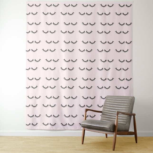 Tenture Murale Rougissent les cils noirs roses (En situation)