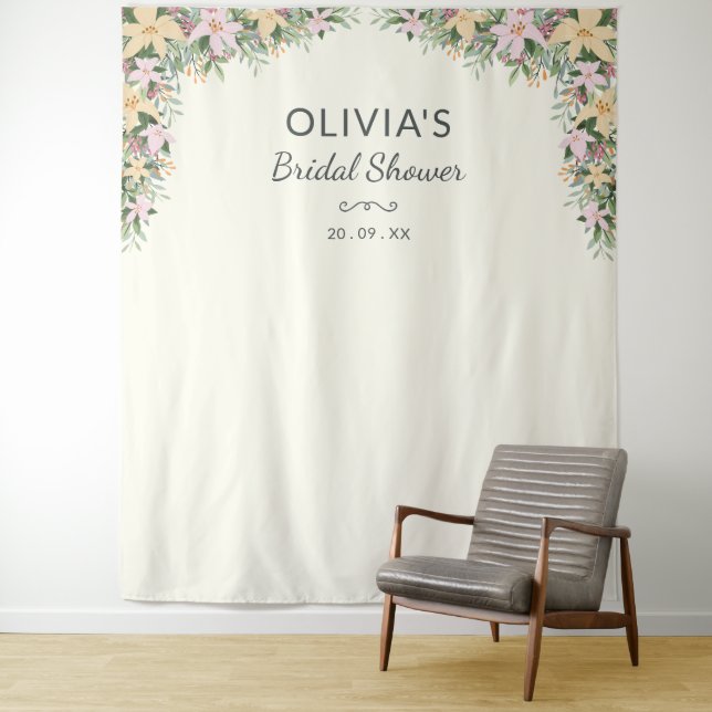 Tenture Romantic Floral Bridal Shower Backdrop (En situation)