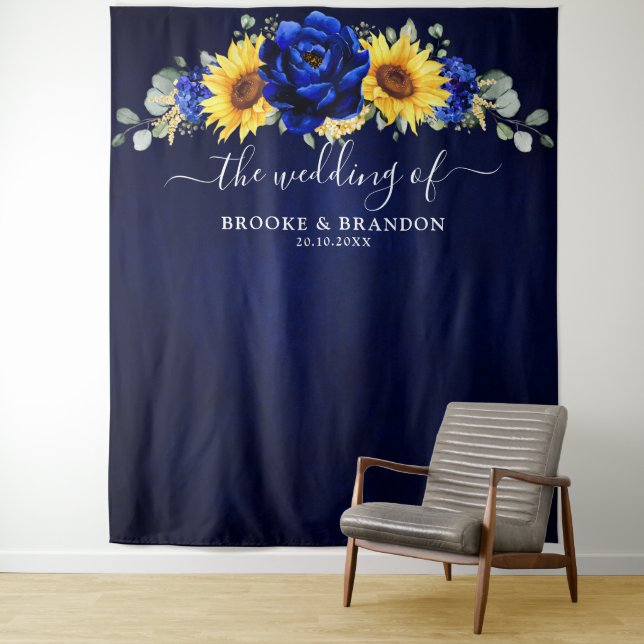 Tenture Royal Blue Rustic Tournesol Mariage moderne (En situation)