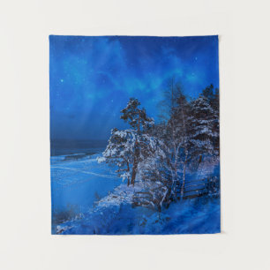 Tenture Scène hivernale nocturne avec pins enneigés