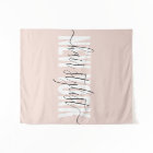 signature de styliste de cheveux rose vif moderne