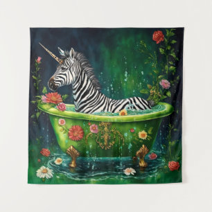 Tenture Unicorn Zebra dans une baignoire