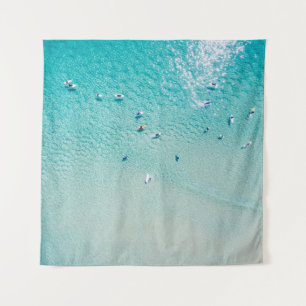 Tenture Vue aérienne de surfeurs, océan clair.