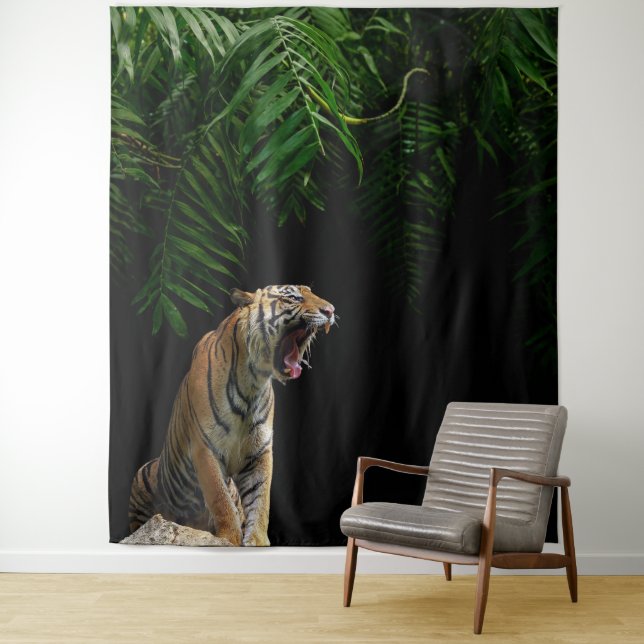 Tenture Wild Jungle Roaring Tiger Tapestry (En situation)