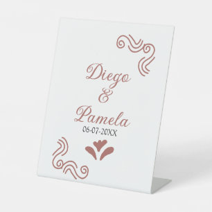 Terracotta black rustic spanish wedding couple en pedestal sign