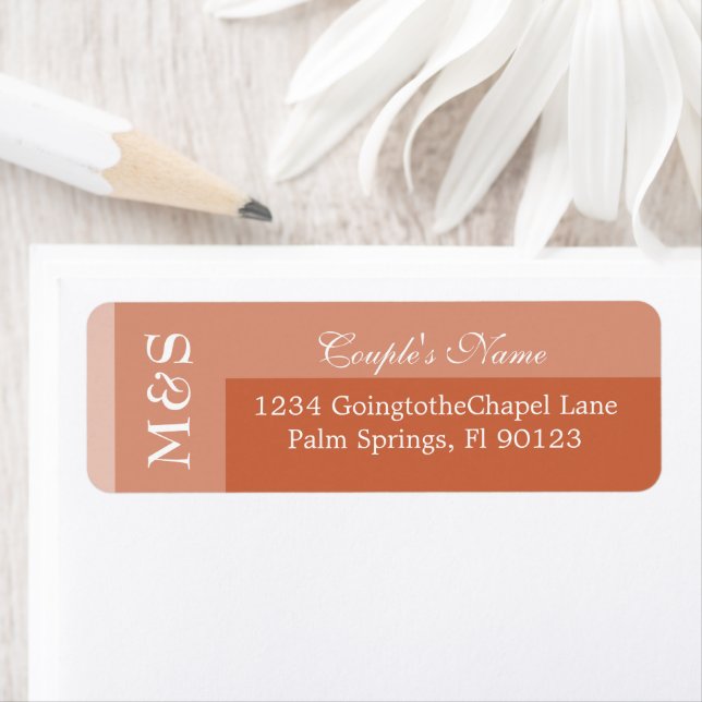 Terracotta Simple Moderne Chic Script Mariage Étiq (En situation)