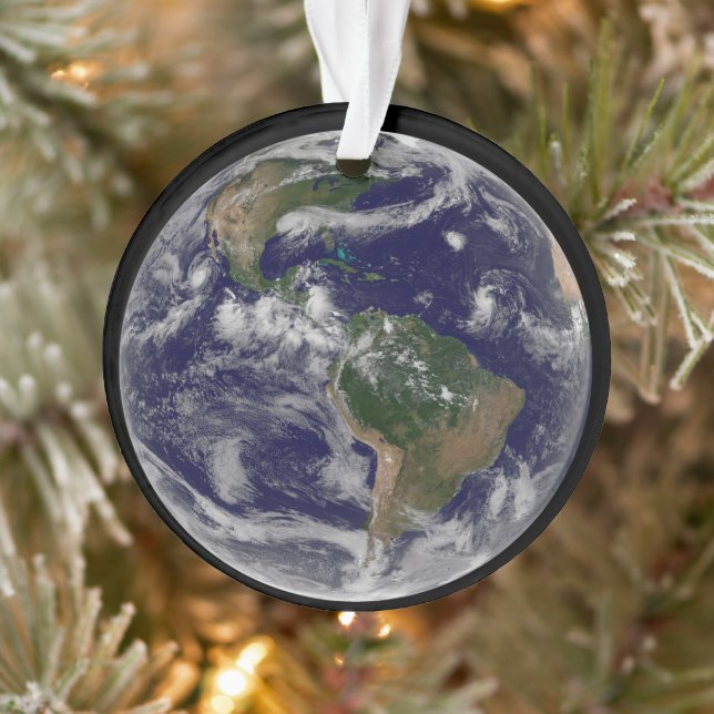 Terre Pleine Montrant Divers Systèmes De Tempête T (Arbre)