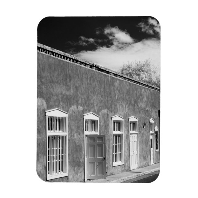 Territorial style architecture, Santa Fe, New Magnet (Vertical)