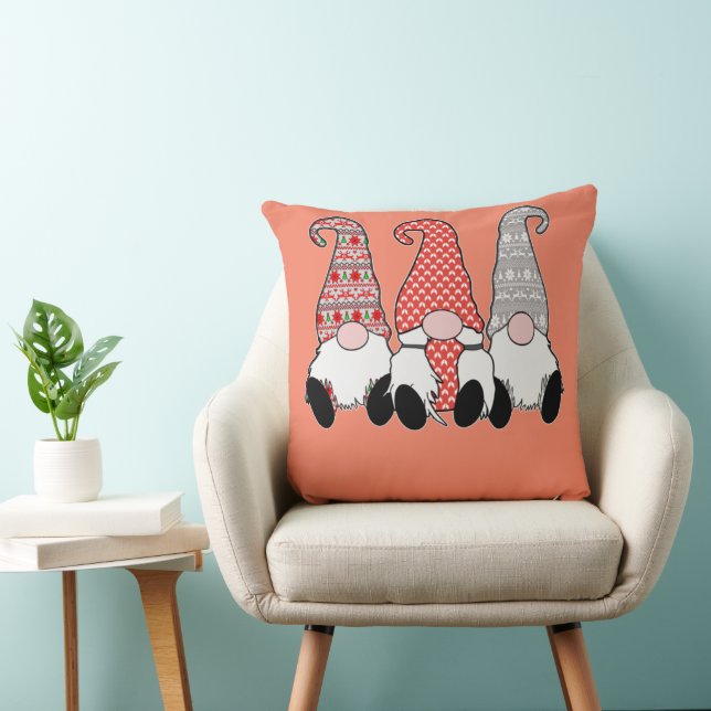 test  throw pillow (Chair)