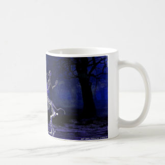 Tête d'os et tasse canassonne d'os