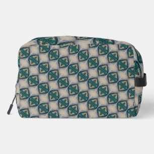 Texture #3 from the play Seeing through the Eyes Dopp Kit