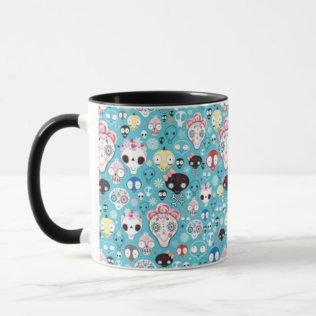 Texture laughing skull mug (Left)