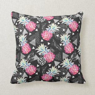 Textured Triangle Pineapple Pattern Throw Pillow
