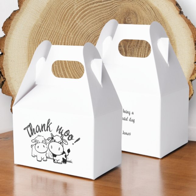 Thank You Cow Themed Wedding Favor Box (Thank You Cow Themed Wedding Favor Boxes from Ricaso with cute cattle couple and thank 'moo' text)