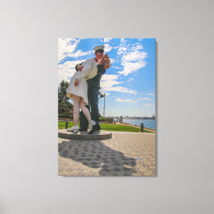 That Kiss! Canvas Print