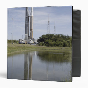 The Atlas V/Centaur arrives on the launch compl Binder