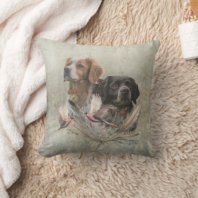 The Brittany Spaniels,  French Brittany, Bird dog, Throw Pillow (Blanket)