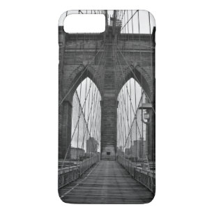 The Brooklyn Bridge in New York City iPhone 8 Plus/7 Plus Case