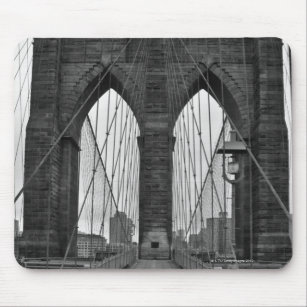 The Brooklyn Bridge in New York City Mouse Pad