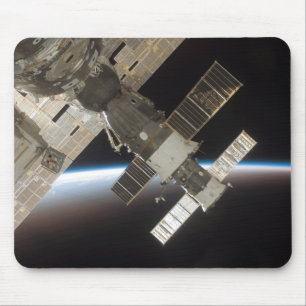 The docked Soyuz 13 Mouse Pad