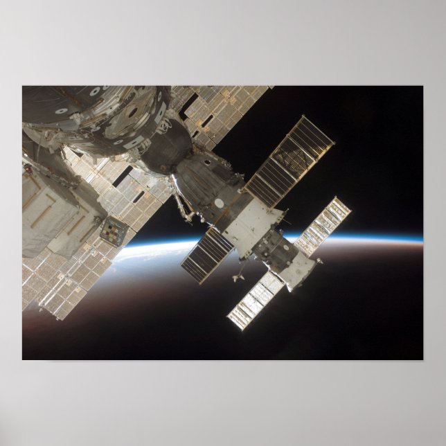 The docked Soyuz 13 Poster (Front)