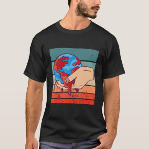 The earth bleeds T-Shirt
