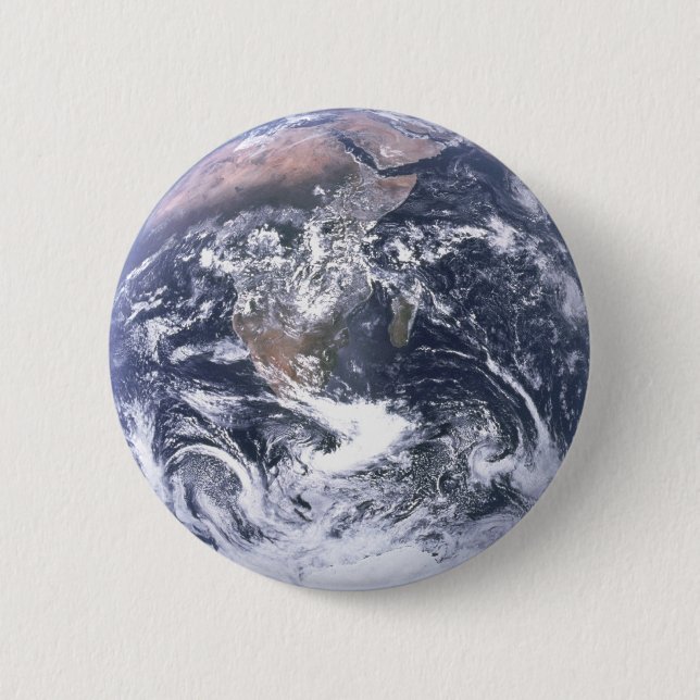 The Earth seen from Apollo 17 button (Front)