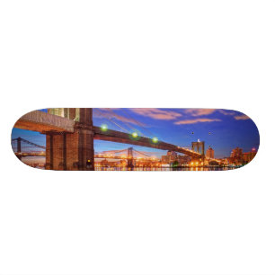 The East River, Brooklyn Bridge, Manhattan Skateboard
