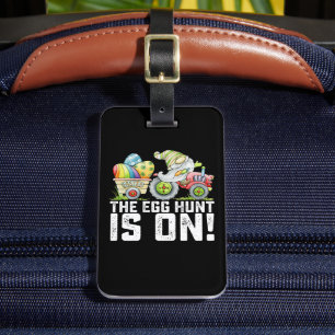 The Egg Hunt Is On Gnome Funny Easter Luggage Tag