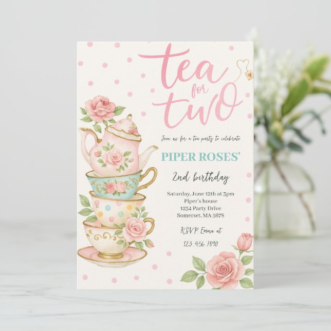 Thé Floral Rose Pour Deux Invitation Anniversaire (Debout devant)