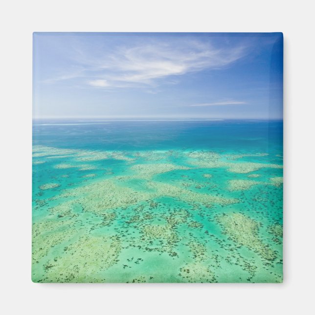 The Great Barrier Reef, aerial view of Green 2 Magnet (Front)