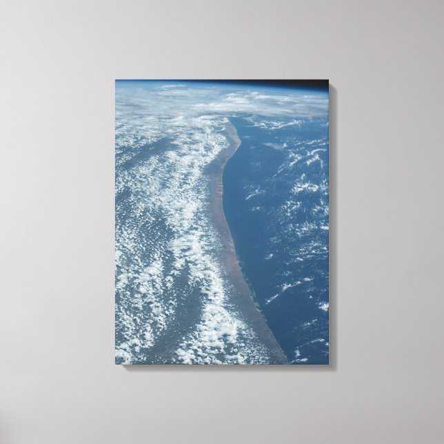 The Indian Ocean Coastline Of Kenya And Somalia. Canvas Print (Front)