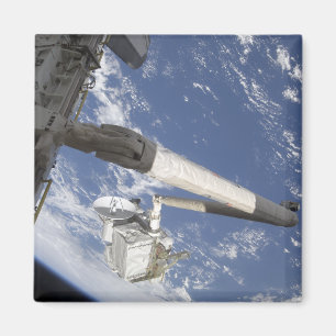 The Integrated Cargo Carrier Magnet