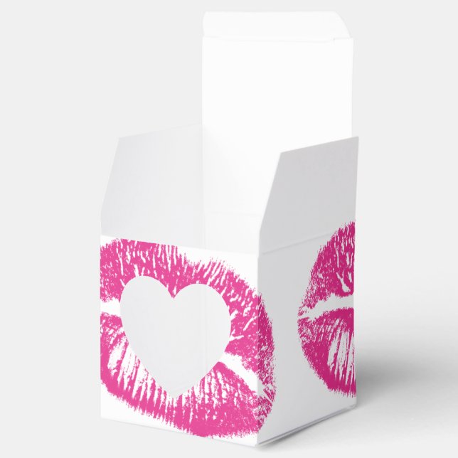 The Kiss, Pink Lips Favor Box (Opened)