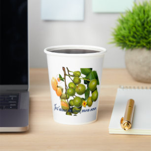 The kitchenette paper cups