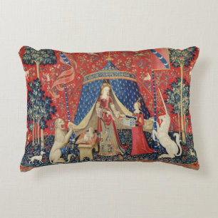 The Lady and the Unicorn: 'To my only desire' Decorative Pillow