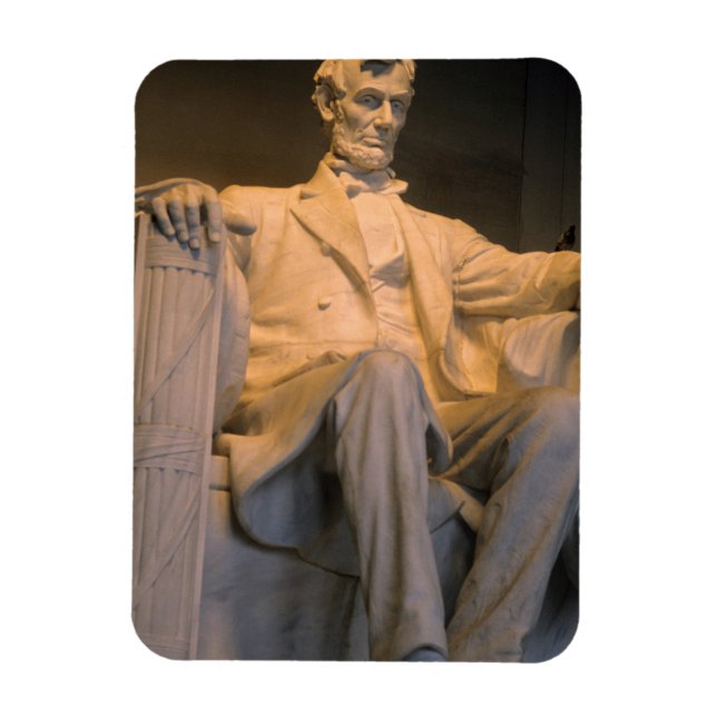 The Lincoln Memorial in Washington DC. Magnet (Vertical)