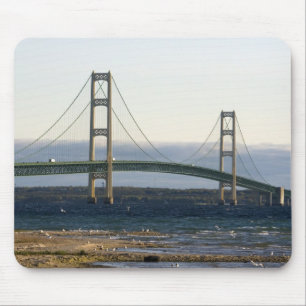 The Mackinac Bridge spanning the Straits of 4 Mouse Pad
