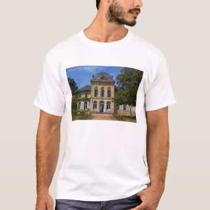 The main chateau building, renovated by T-Shirt