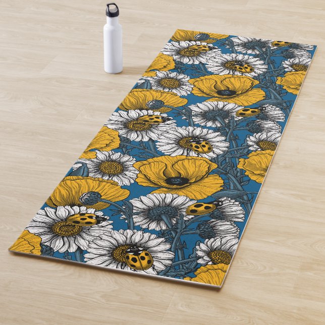 The meadow in yellow and blue yoga mat (In Situ)