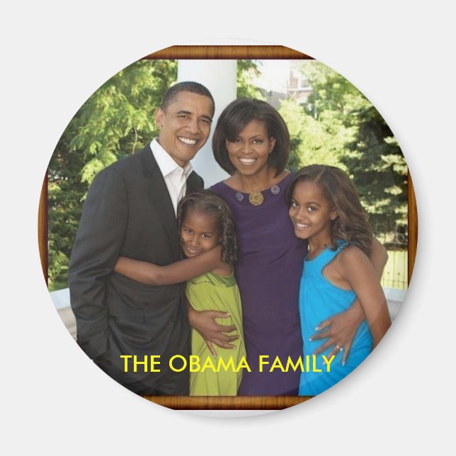THE OBAMA FAMILY MAGNET (Front)