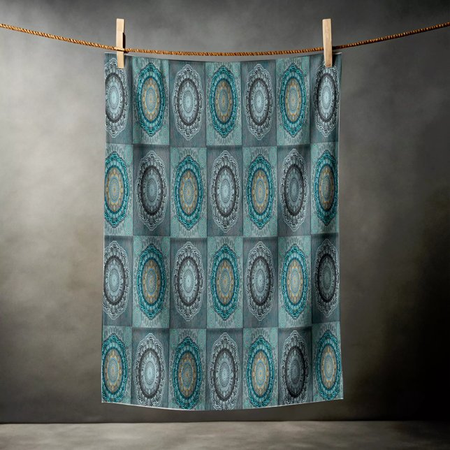 The Persian's gyrate psychedelic eyes' mandala  Beach Towel (Creator Uploaded)