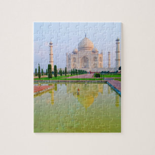 The quiet peaceful World Famous Taj Mahal at Jigsaw Puzzle