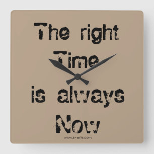 The right time square wall clock