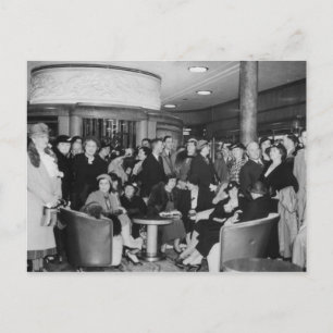 The RMS Queen Mary Postcard Collection