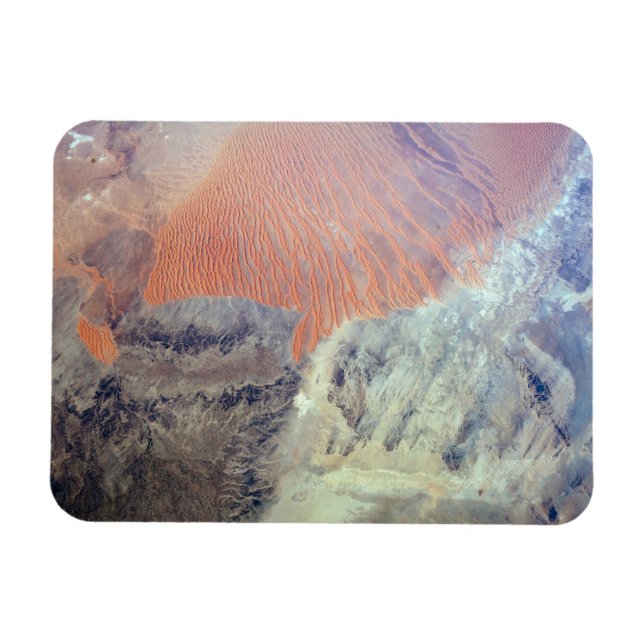 The Sahara Desert In Algeria, North Africa. Magnet (Horizontal)