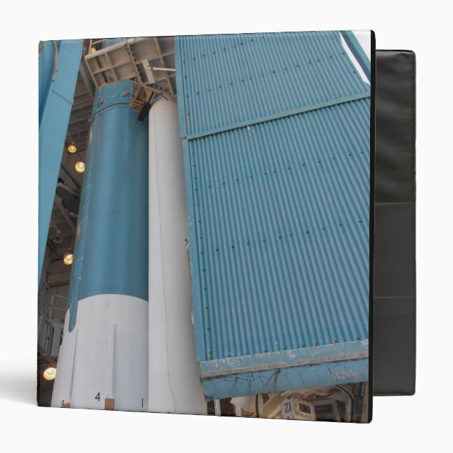 The second solid rocket motor is moved into pla binder (Front/Inside)