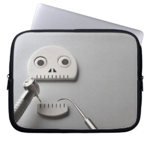 The skeleton which dental treatment is taken laptop sleeve