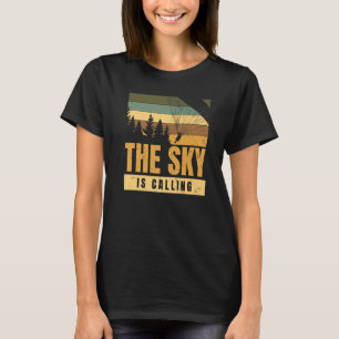 The Sky Is Calling Vintage Skydiving Retro Skydive T-Shirt
